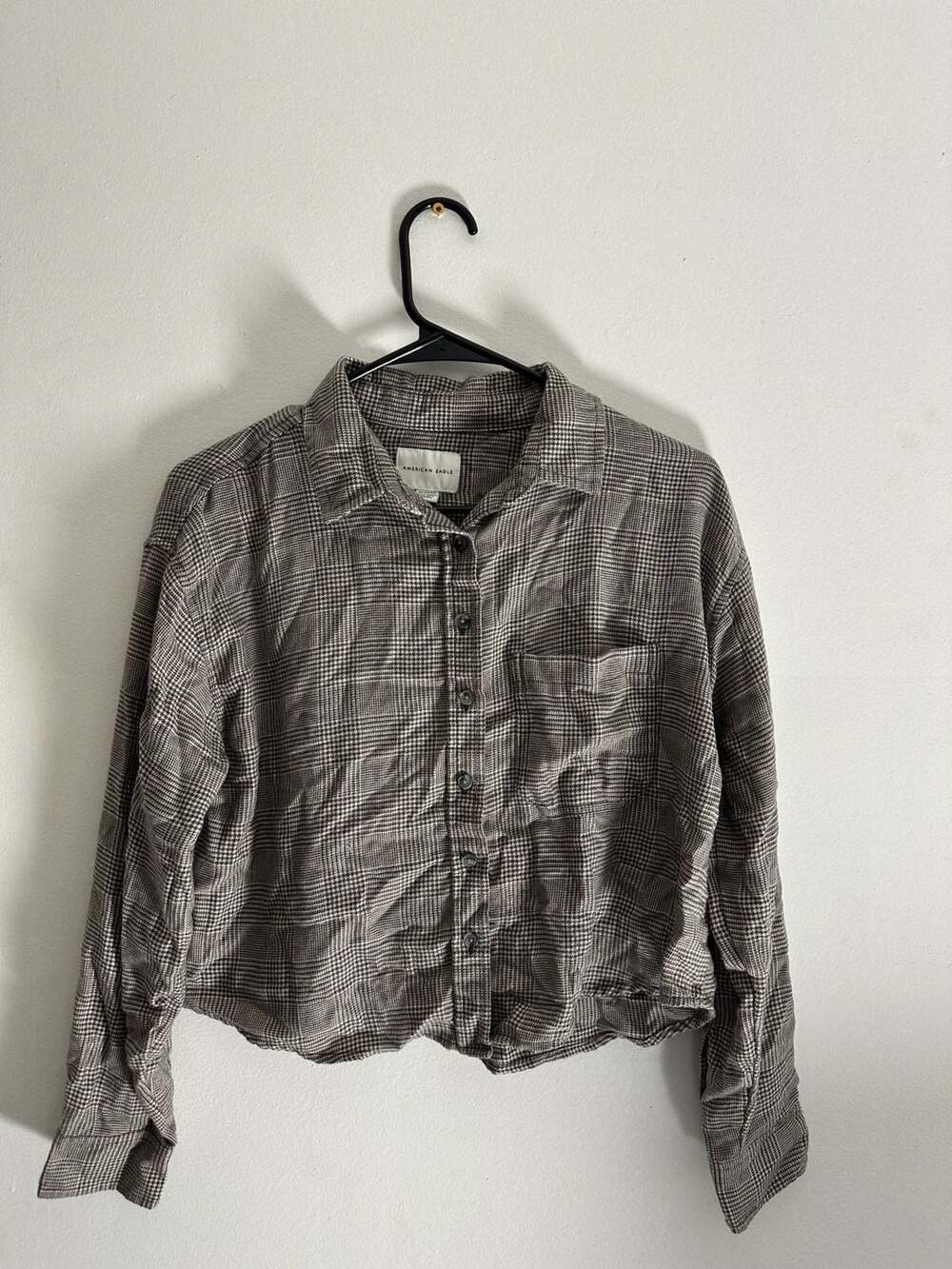 American Eagle Cropped Houndstooth Plaid Button Down Shirt, Size XS